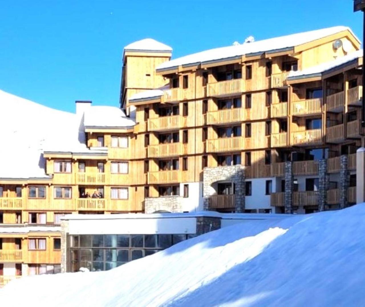 Duplex skis aux pieds Belle Plagne La Plagne Extérieur photo
